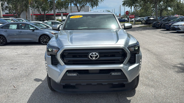 Used 2025 Toyota Tacoma SR5 AWD/4WD image 2