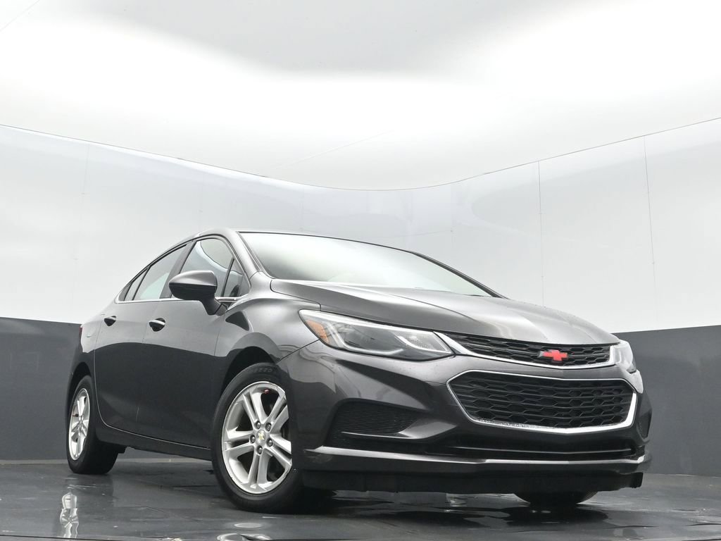 Used 2016 Chevrolet Cruze LT w/ Convenience Package image 30