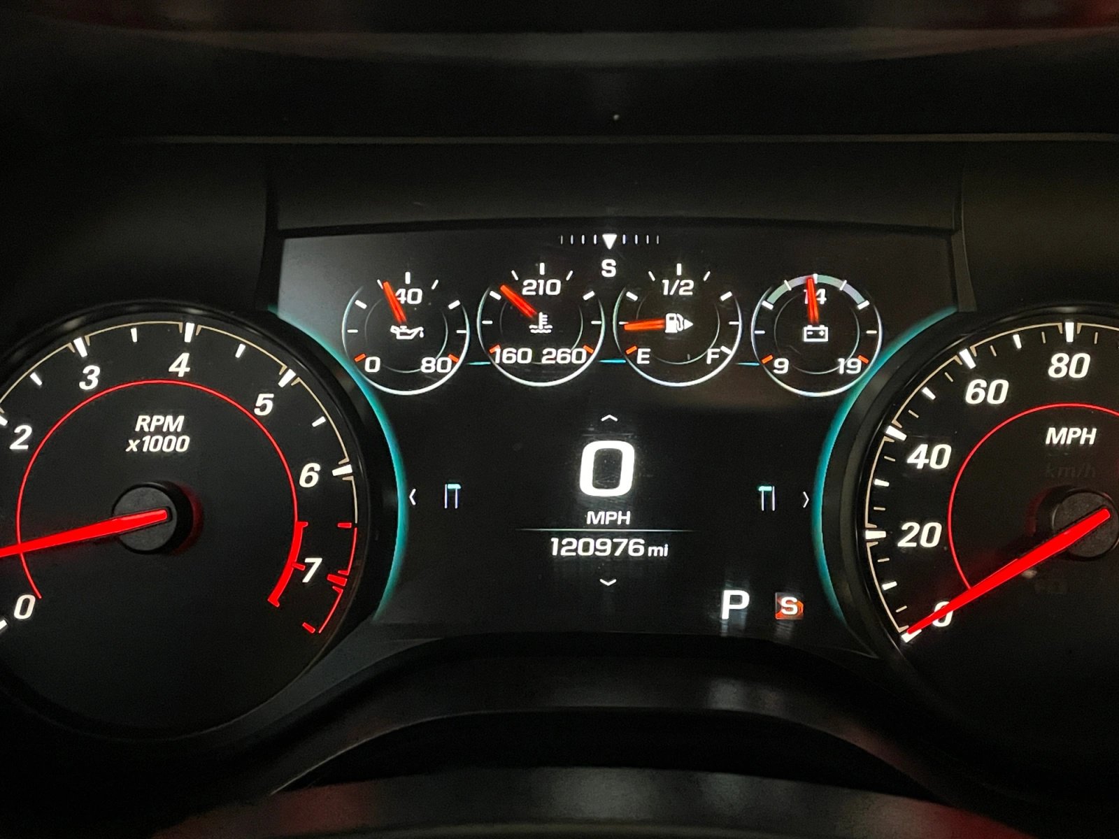 Used 2018 Chevrolet Camaro SS RWD image 14