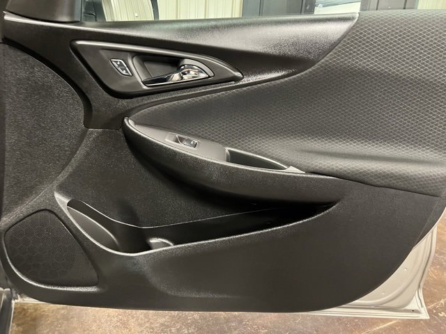 Used 2024 Chevrolet Malibu LT image 24