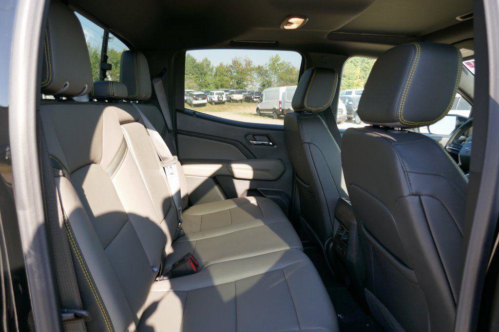 New 2026 Chevrolet Colorado ZR2 w/ Technology Package image 11