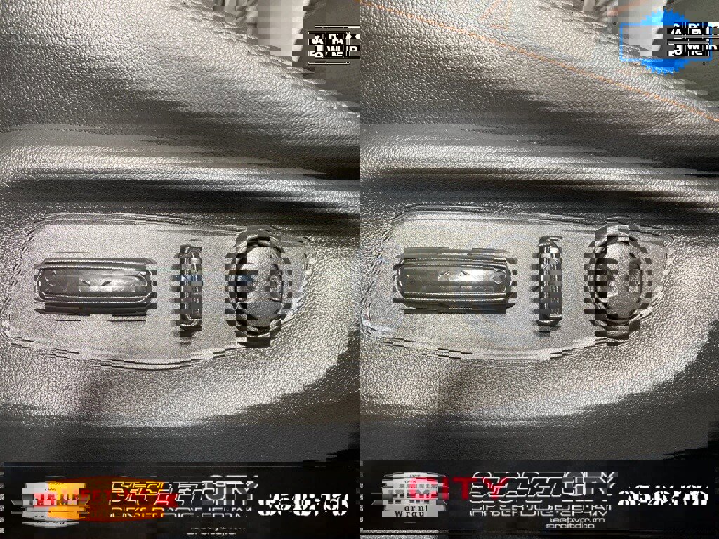 Used 2025 Honda CR-V Sport Touring image 13