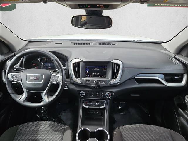 Used 2024 GMC Terrain SLE FWD image 18
