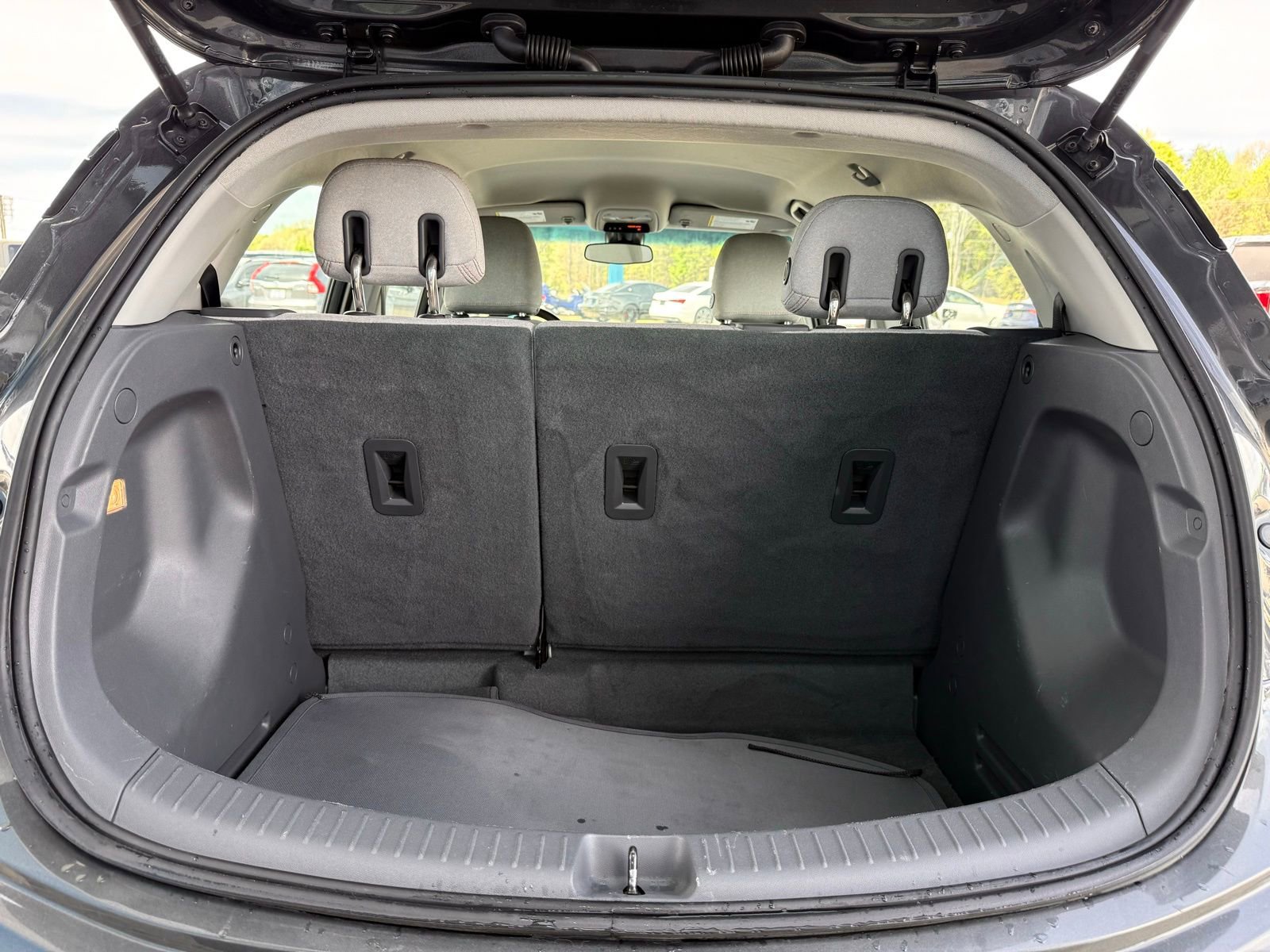 Used 2018 Chevrolet Bolt LT FWD image 43