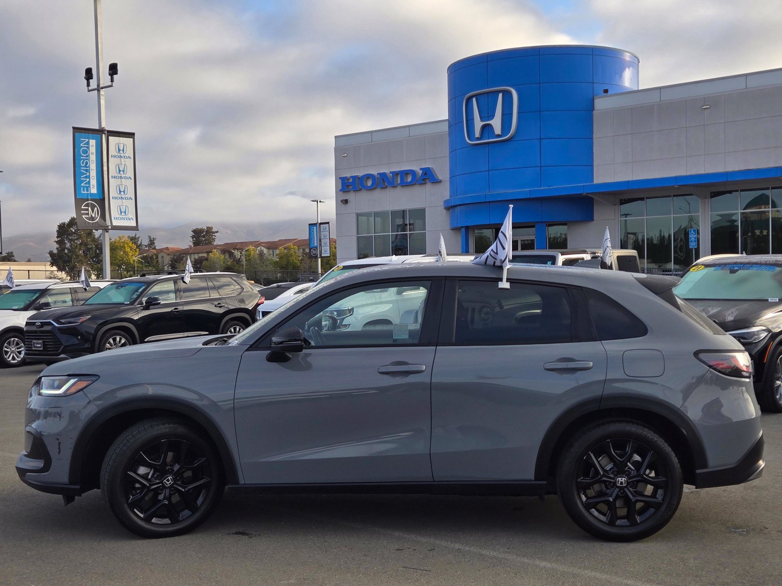 Used 2025 Honda HR-V Sport image 4