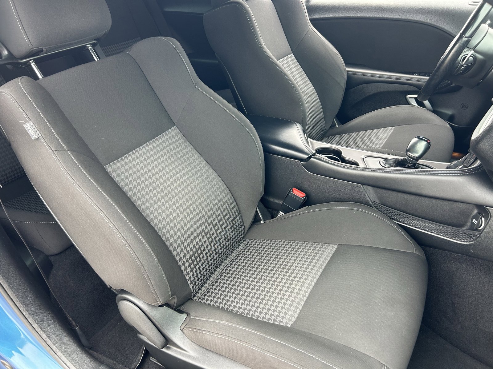 Used 2022 Dodge Challenger GT w/ Blacktop Package RWD image 10