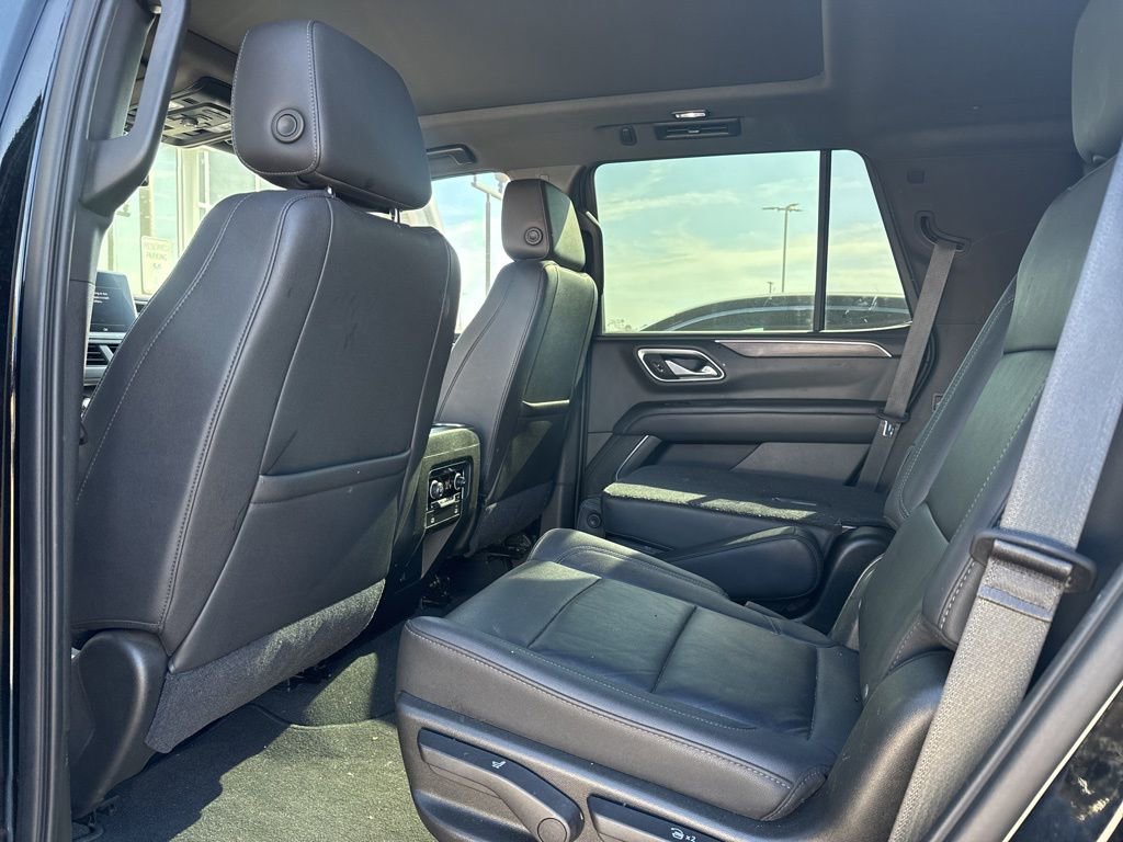 Used 2021 Chevrolet Tahoe LT w/ LT Signature Package image 8