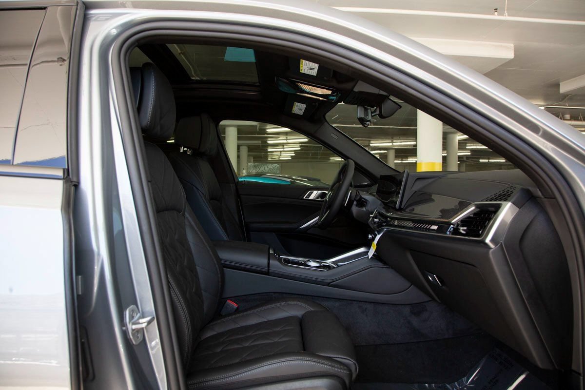 Certified 2026 BMW X6 M60i AWD/4WD image 28