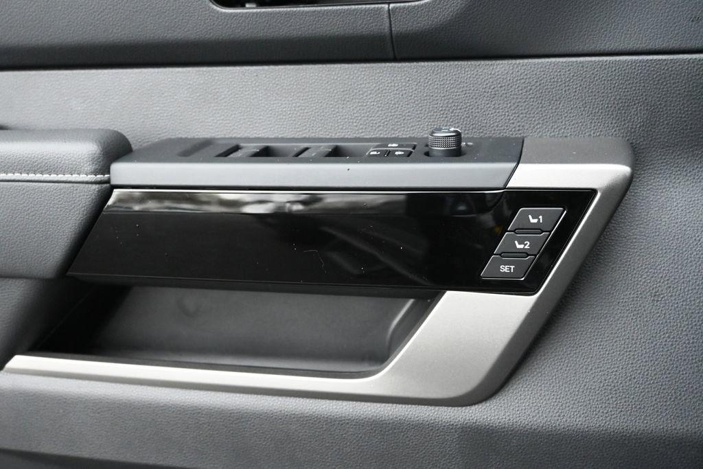 New 2026 Toyota Tundra Limited AWD/4WD image 24