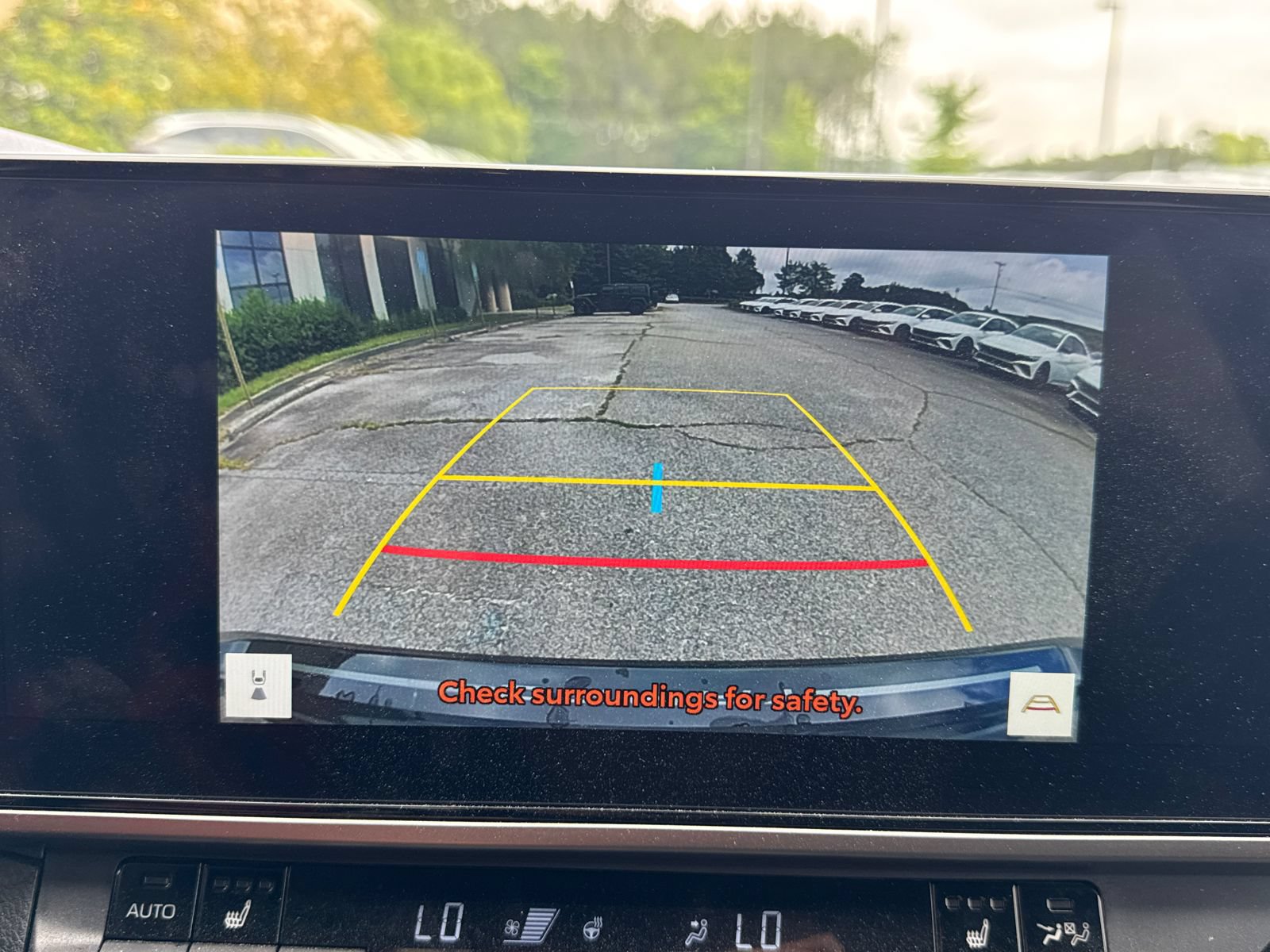 Used 2025 Toyota Camry XLE FWD image 29