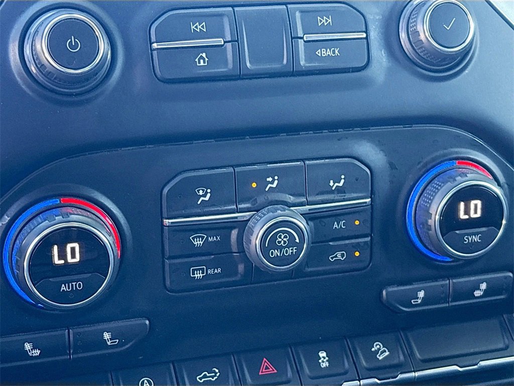 Used 2021 Chevrolet Silverado 1500 RST image 16