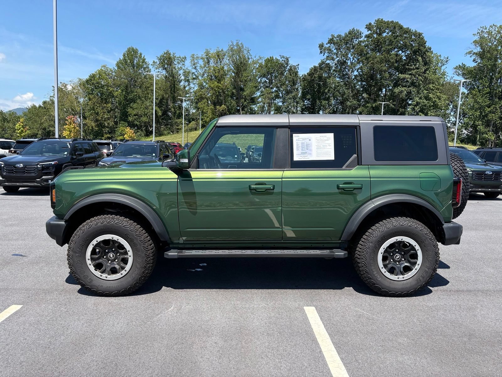 Used 2024 Ford Bronco Outer Banks w/ Sasquatch Package AWD/4WD image 4