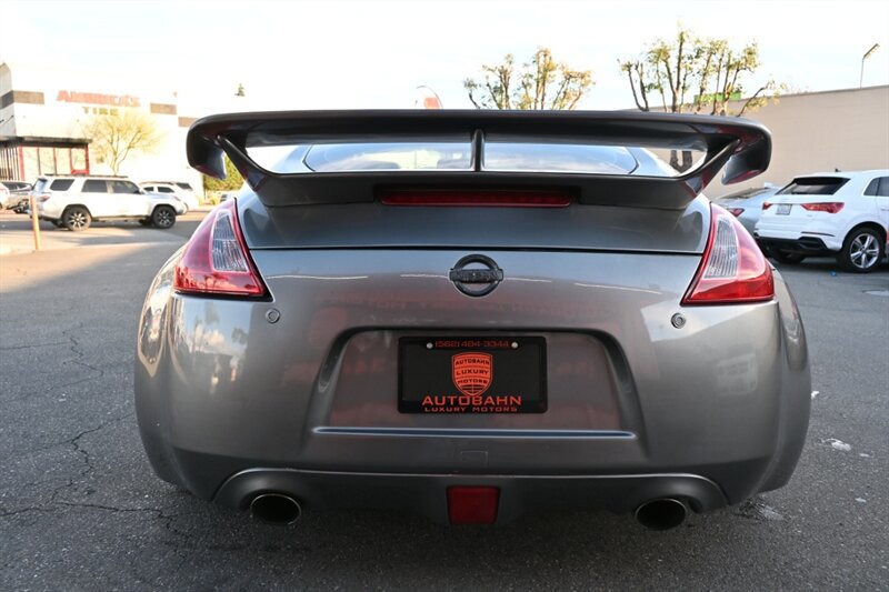 Used 2013 Nissan 370Z Coupe image 10
