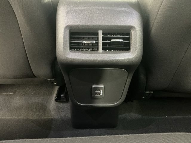 Used 2023 Chevrolet Equinox LS FWD image 31