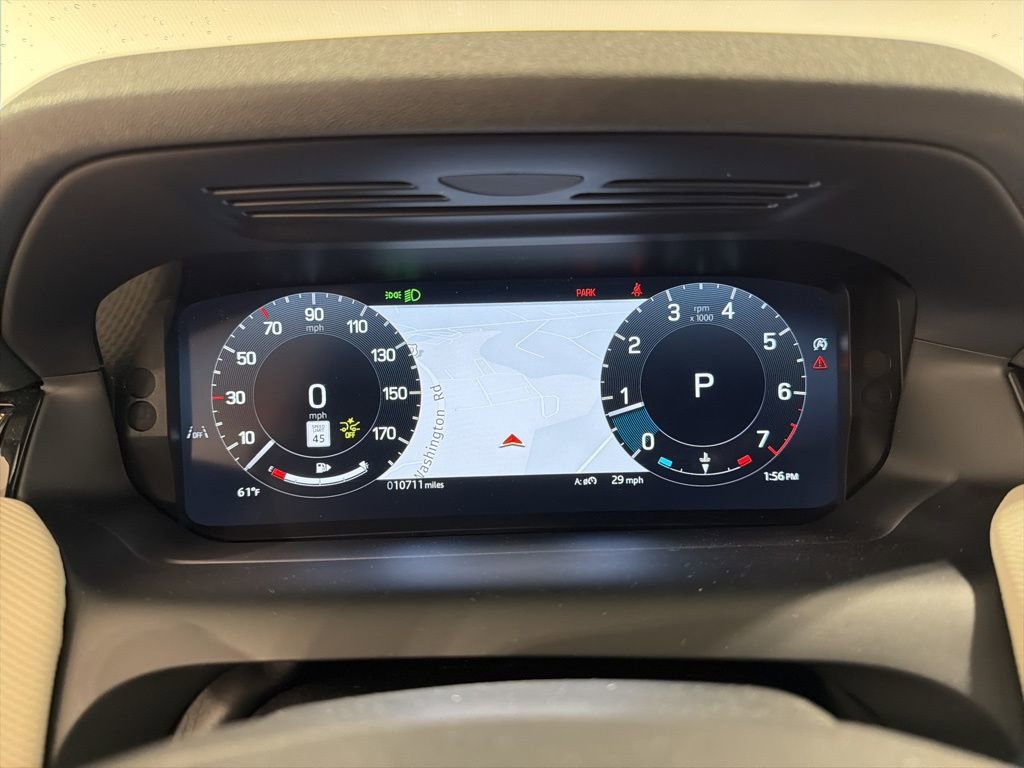 Used 2025 Land Rover Discovery Sport Dynamic SE image 15