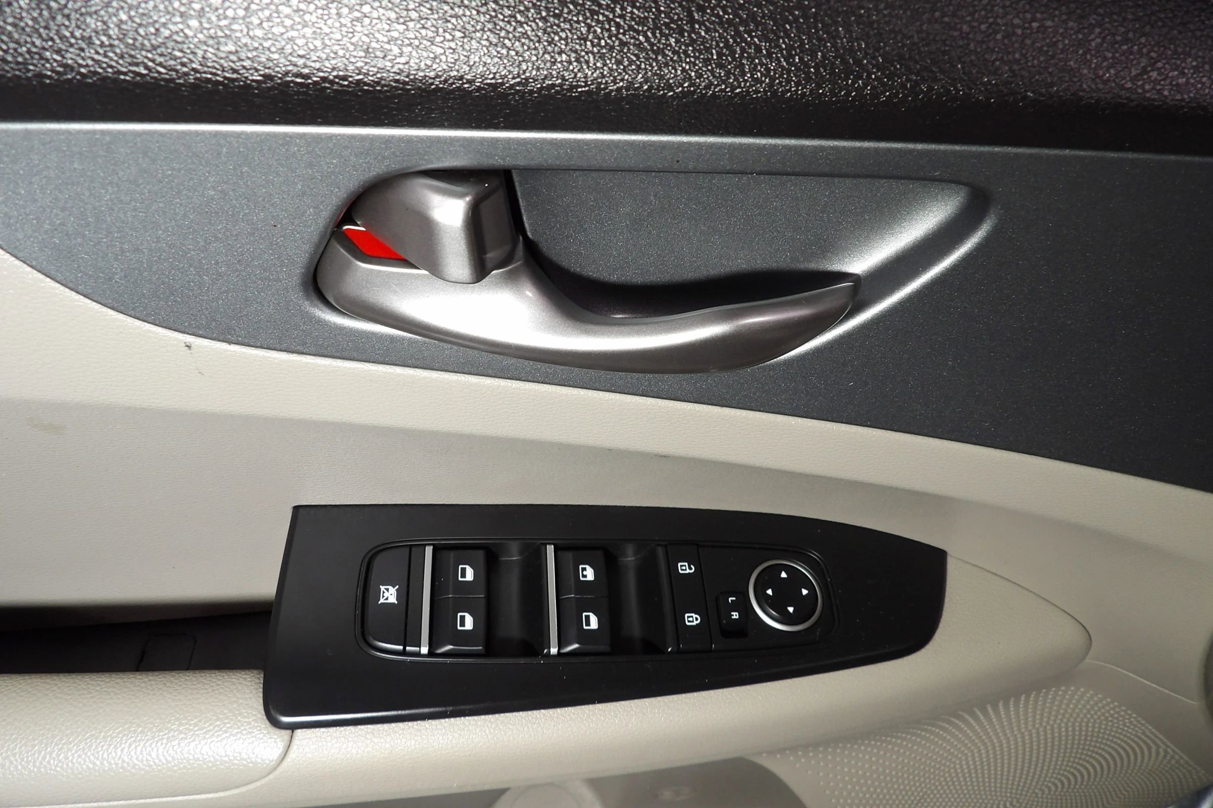Used 2021 Kia Forte LXS image 8