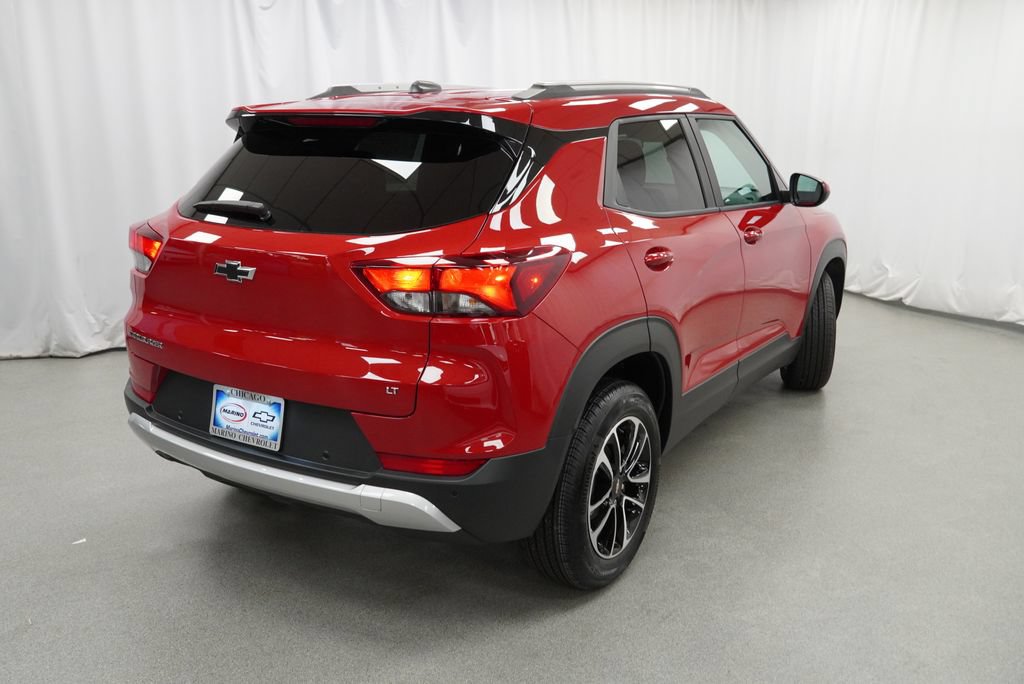 New 2026 Chevrolet TrailBlazer LT w/ LT Cold Weather Package FWD image 3