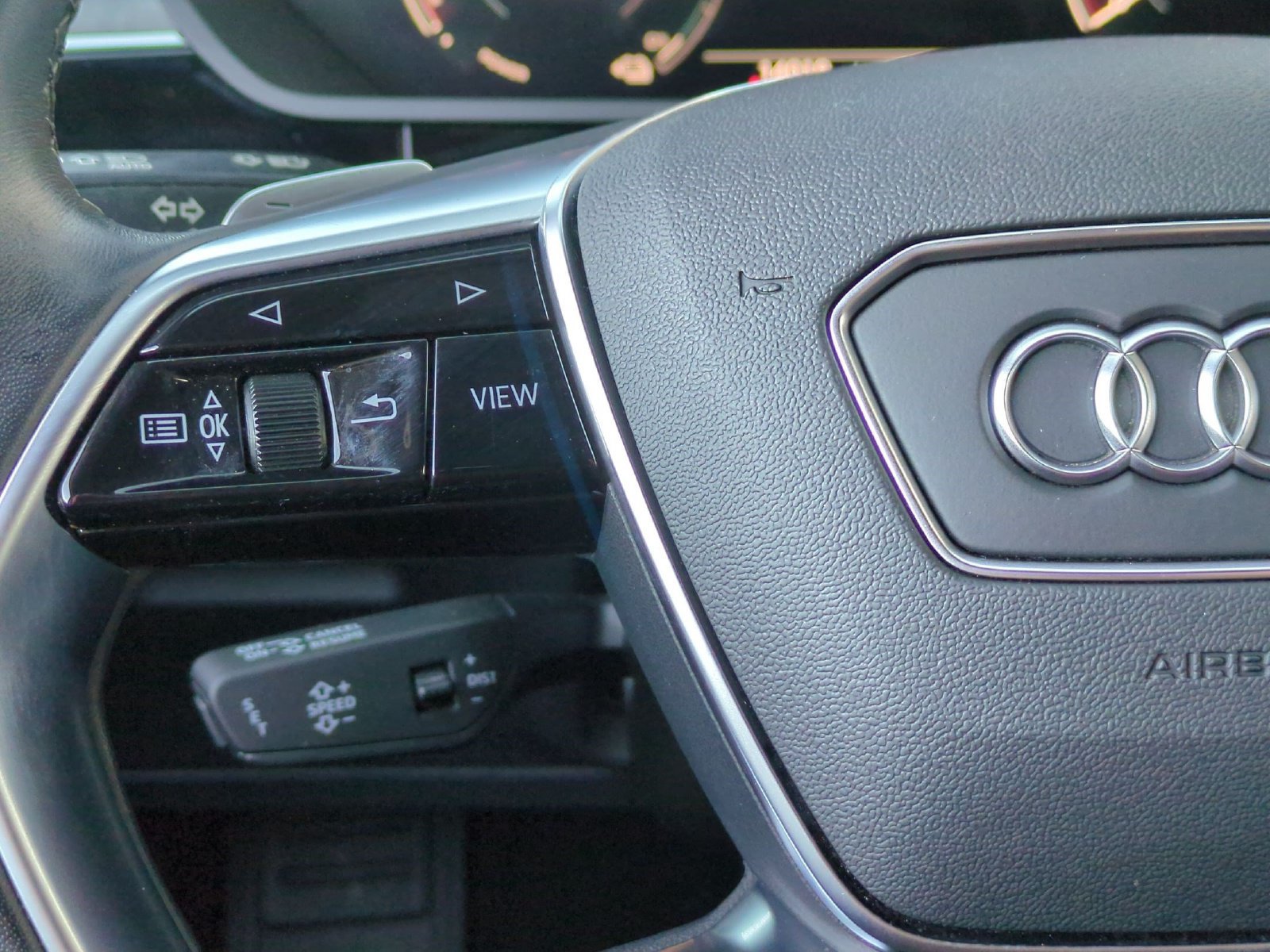 Used 2024 Audi Q8 e-tron Premium AWD/4WD image 10