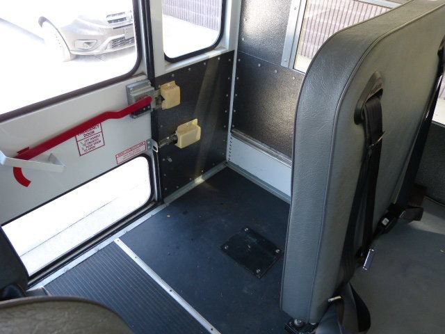 Used 2007 Chevrolet Express 3500 w/ School Bus Package RWD image 23
