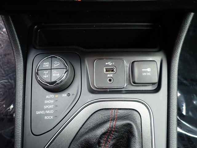 Certified 2022 Jeep Cherokee Trailhawk w/ Comfort/Convenience Group image 23