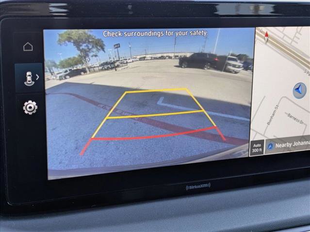 Used 2023 Hyundai Santa Fe SEL image 13