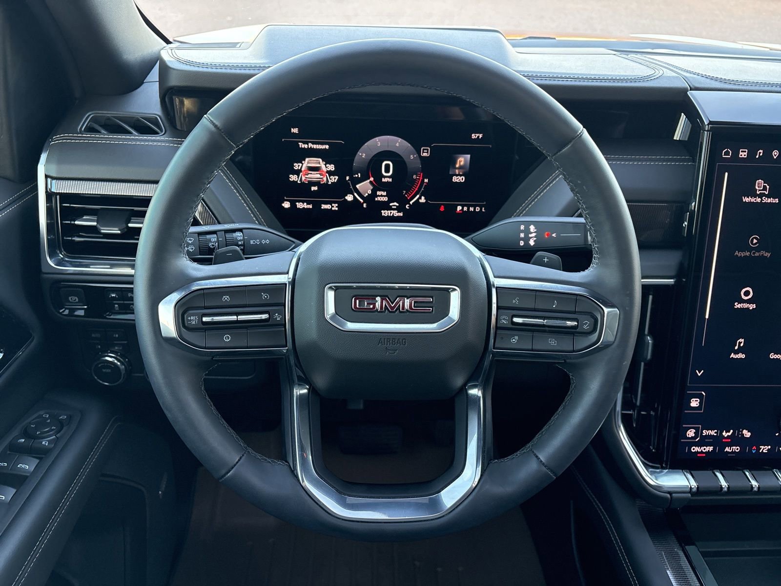 Certified 2025 GMC Yukon XL Elevation image 21