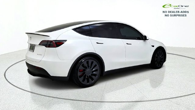 Used 2025 Tesla Model Y Performance AWD/4WD image 8