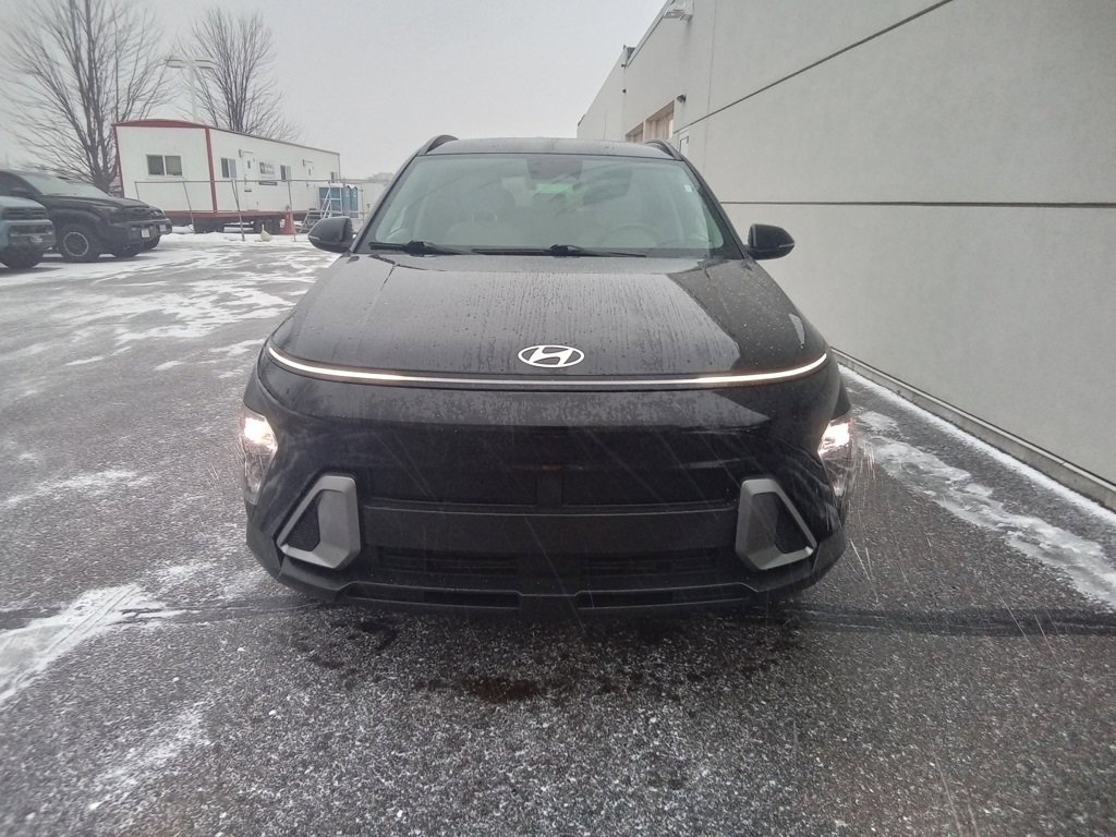 Used 2024 Hyundai Kona SEL w/ Convenience Package image 4
