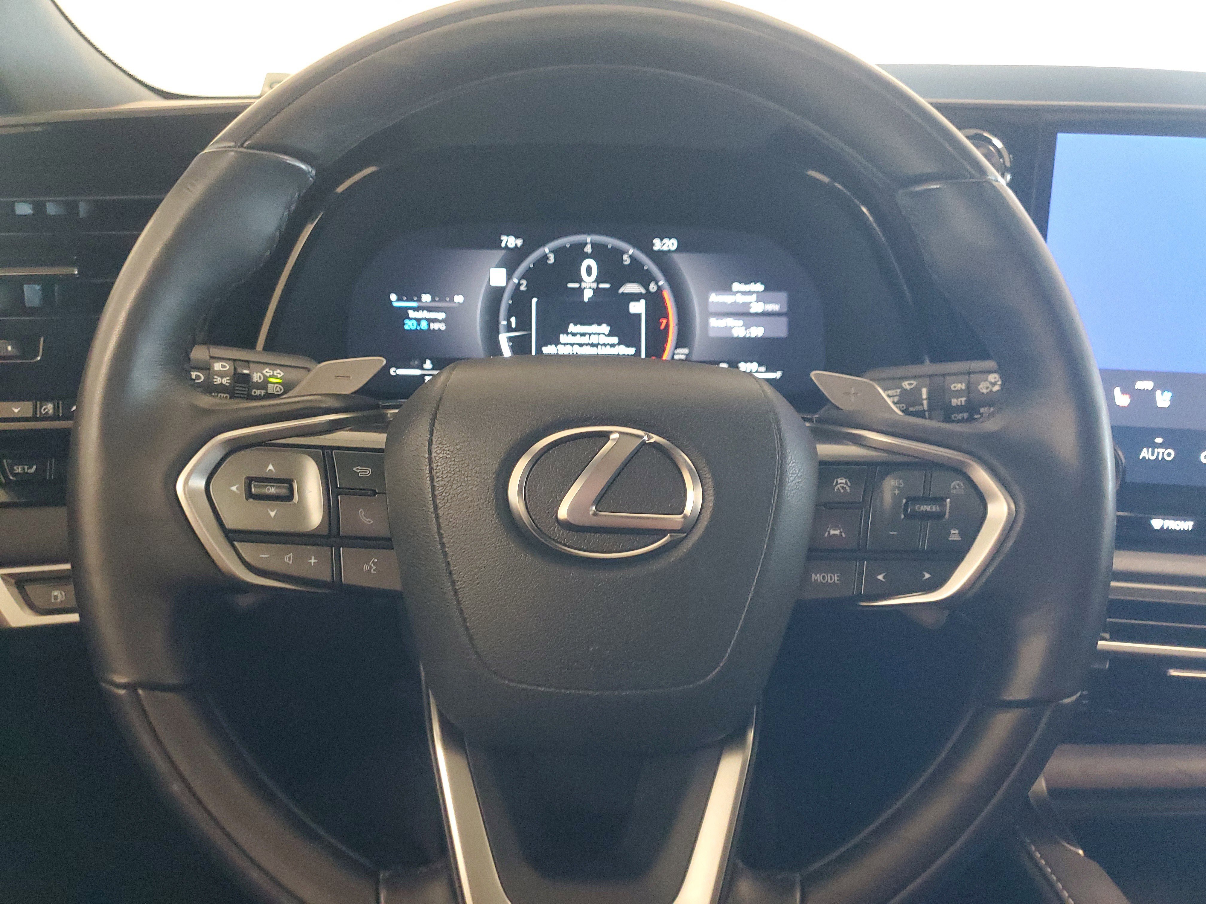 Used 2025 Lexus RX 350 Premium image 25