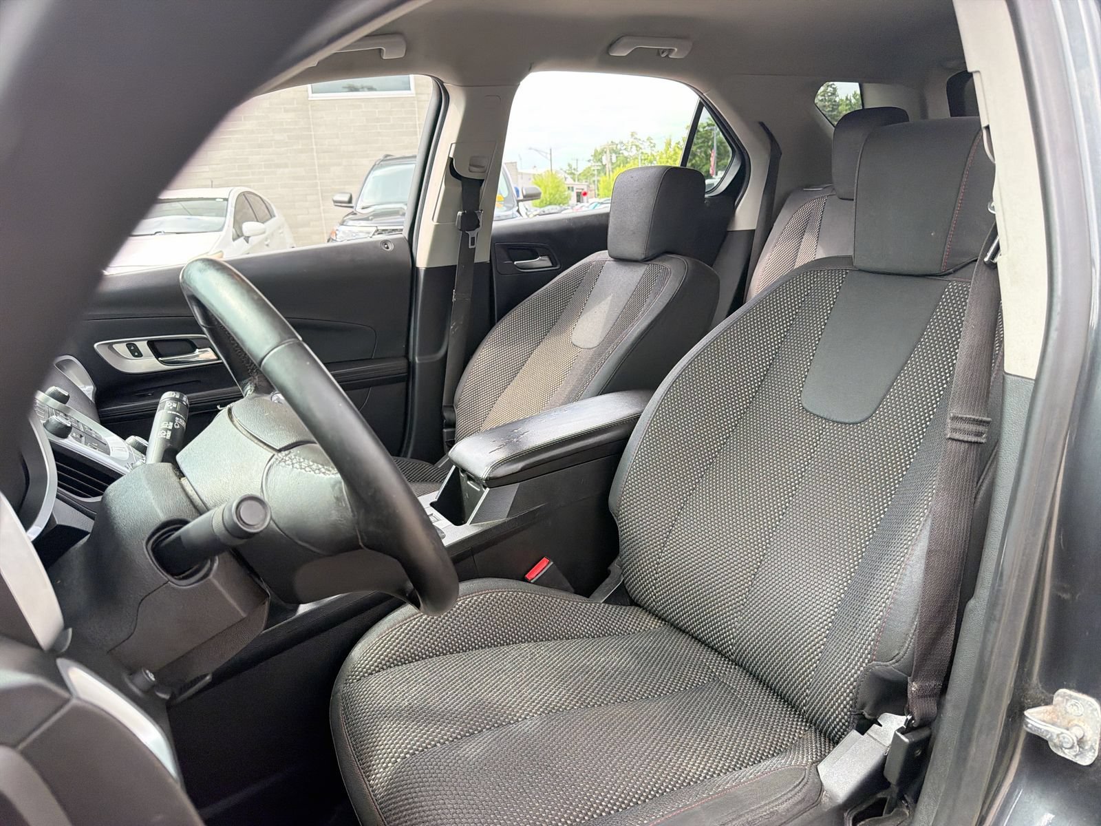 Used 2017 Chevrolet Equinox LT w/ Convenience Package FWD image 17