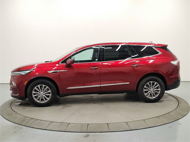 Used 2024 Buick Enclave Premium image 4