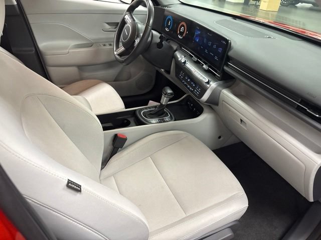 Used 2024 Hyundai Kona SEL FWD image 9