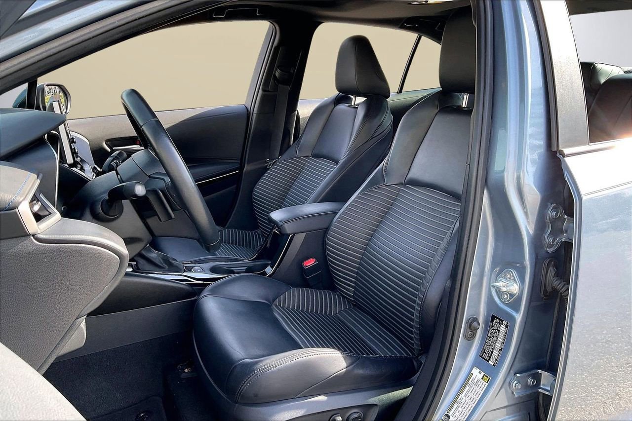 Used 2020 Toyota Corolla XSE image 22