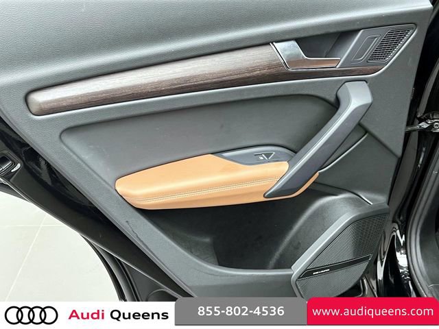 Used 2022 Audi Q5 2.0T Premium Plus w/ Premium Plus Package image 11