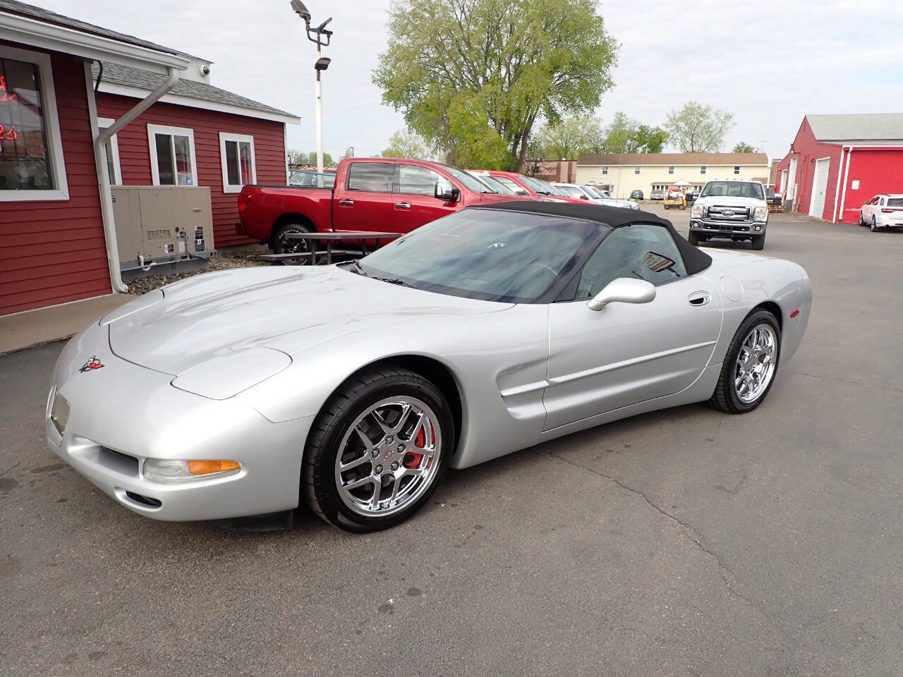 Used 2002 Chevrolet Corvette Convertible w/ Preferred Equipment Group2 RWD image 3