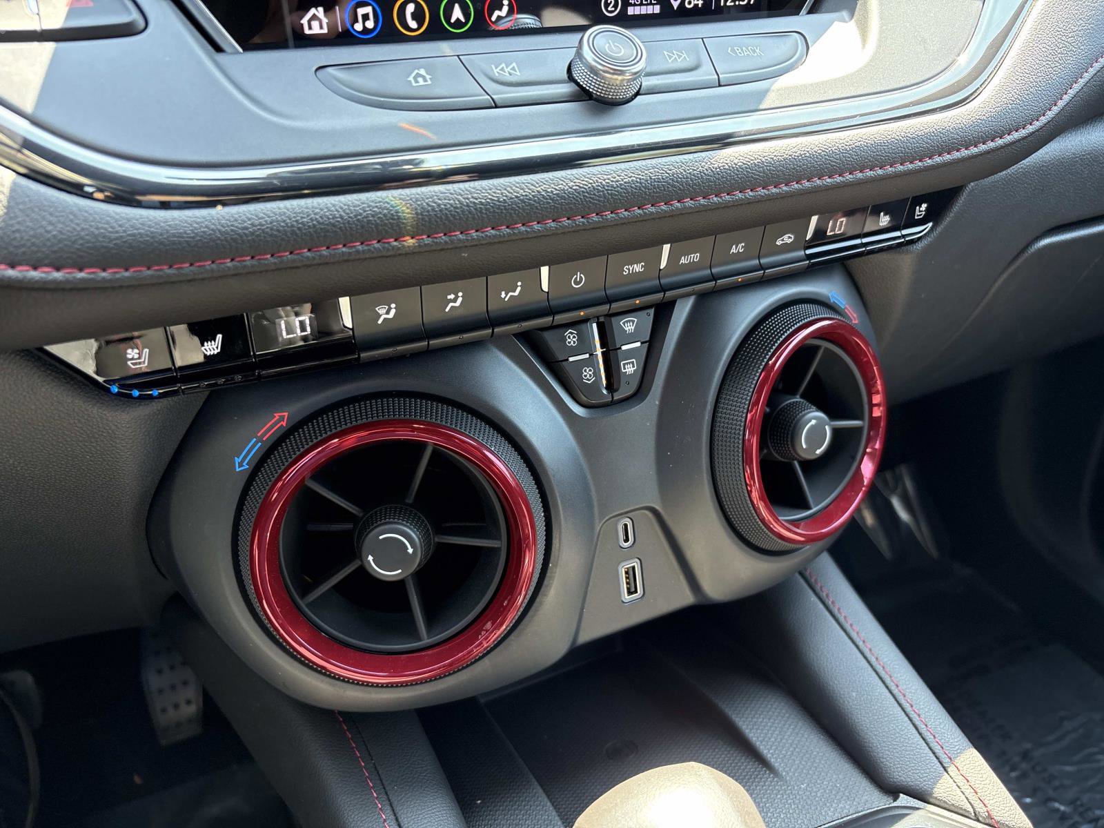 Used 2020 Chevrolet Blazer RS image 23