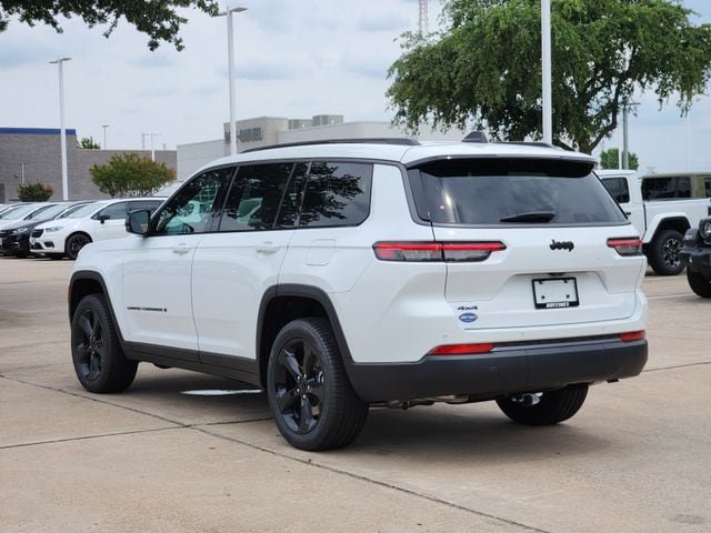 New 2026 Jeep Grand Cherokee L Limited w/ Limited Altitude Package AWD/4WD image 4