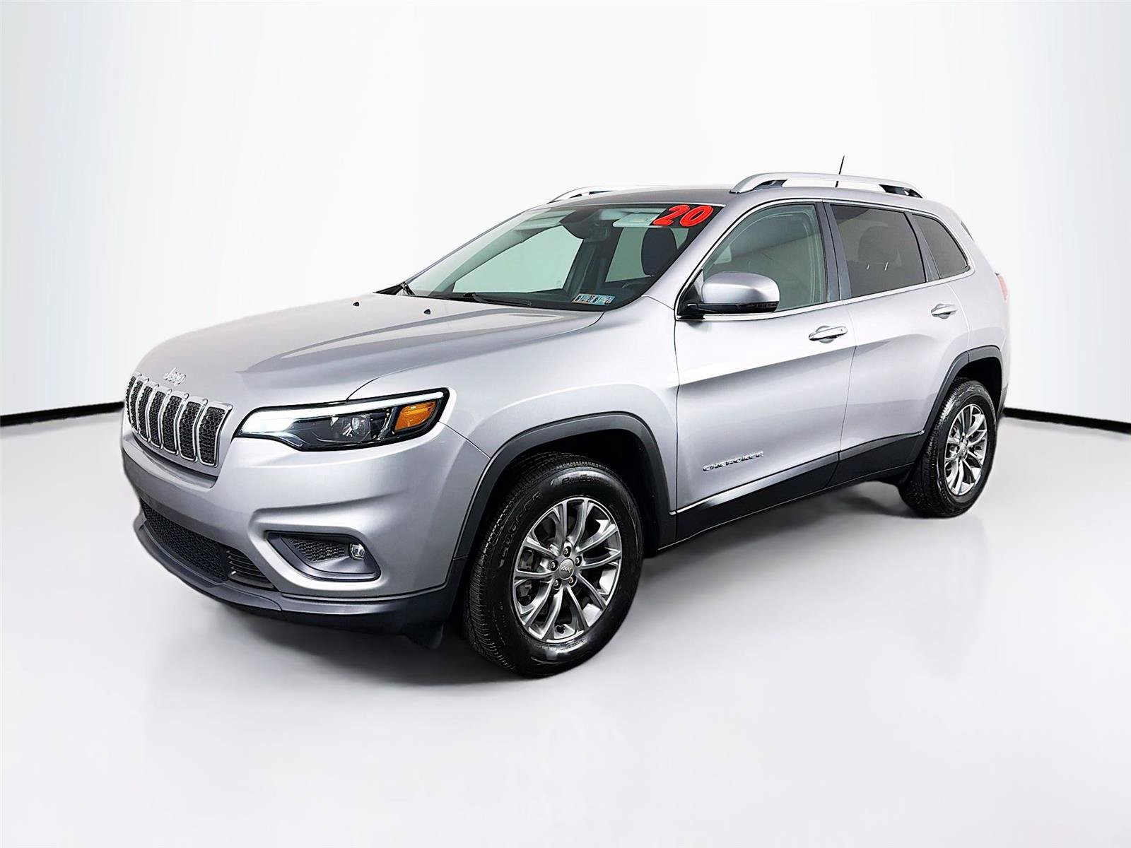 Used 2020 Jeep Cherokee Latitude Plus w/ Comfort/Convenience Group AWD/4WD image 7