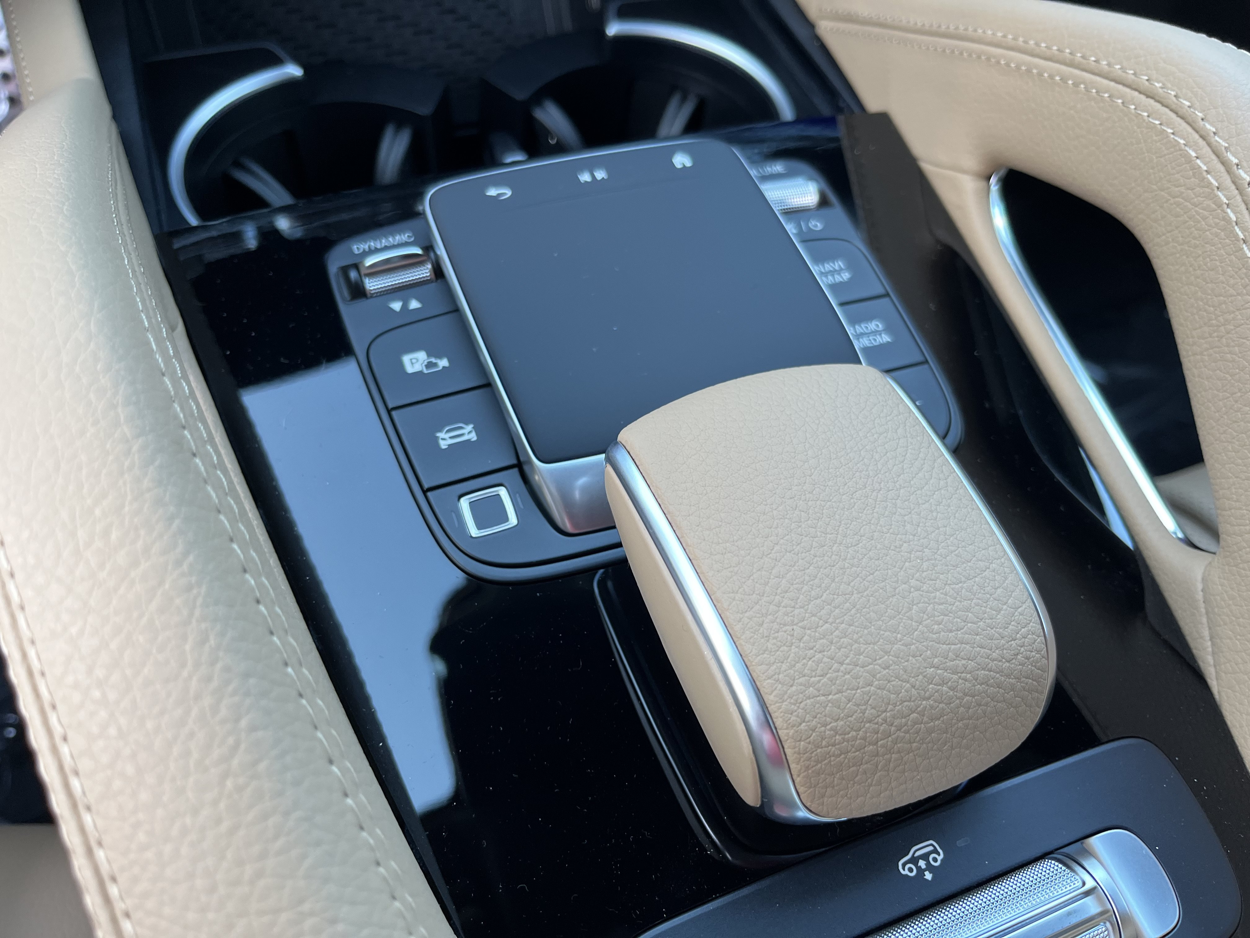 New 2026 Mercedes-Benz GLS 450 4MATIC image 29