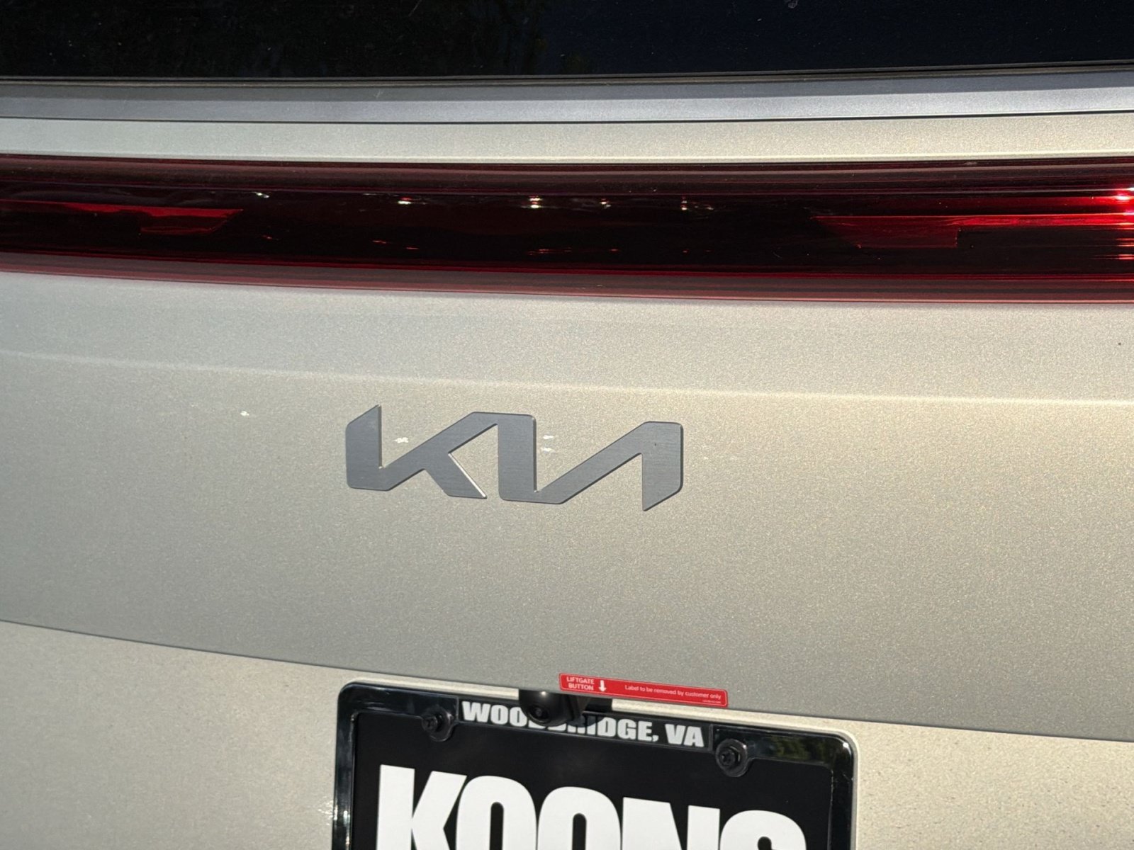 New 2026 Kia Carnival EX FWD image 19