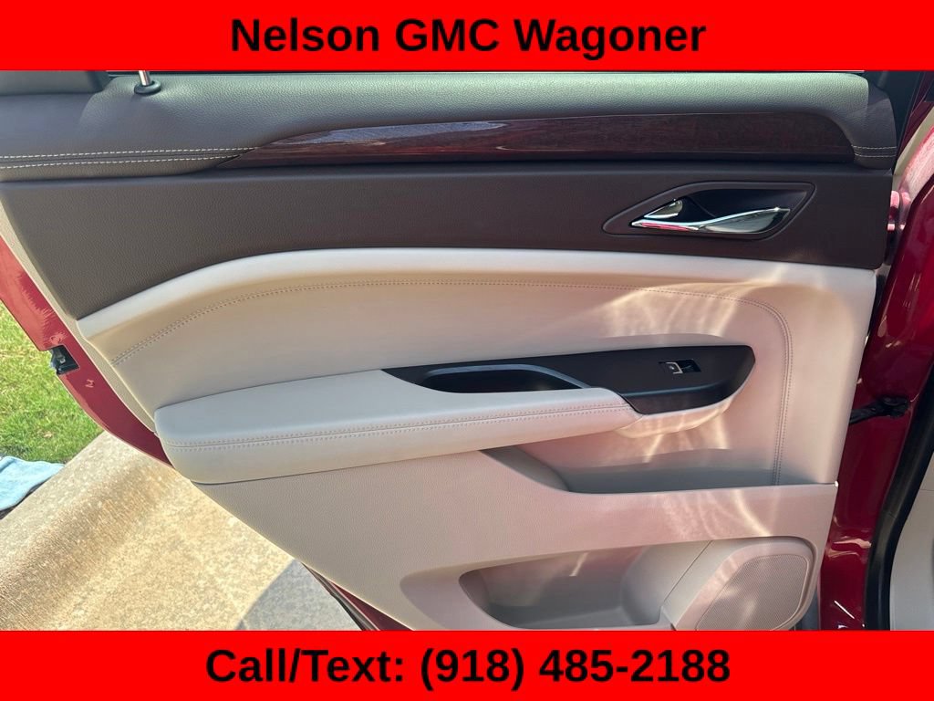Used 2014 Cadillac SRX Performance AWD/4WD image 24