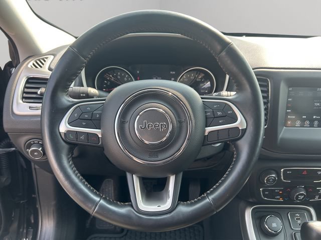 Used 2018 Jeep Compass Latitude w/ Popular Equipment Group AWD/4WD image 15