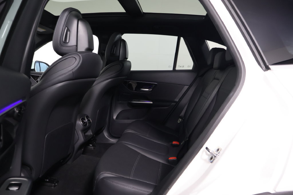 Certified 2026 Mercedes-Benz GLC 300 image 11
