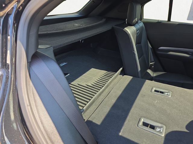Used 2024 Cadillac XT4 Premium Luxury AWD/4WD image 24