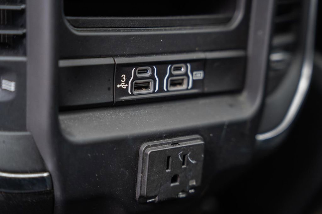 Used 2019 RAM 1500 Laramie image 45