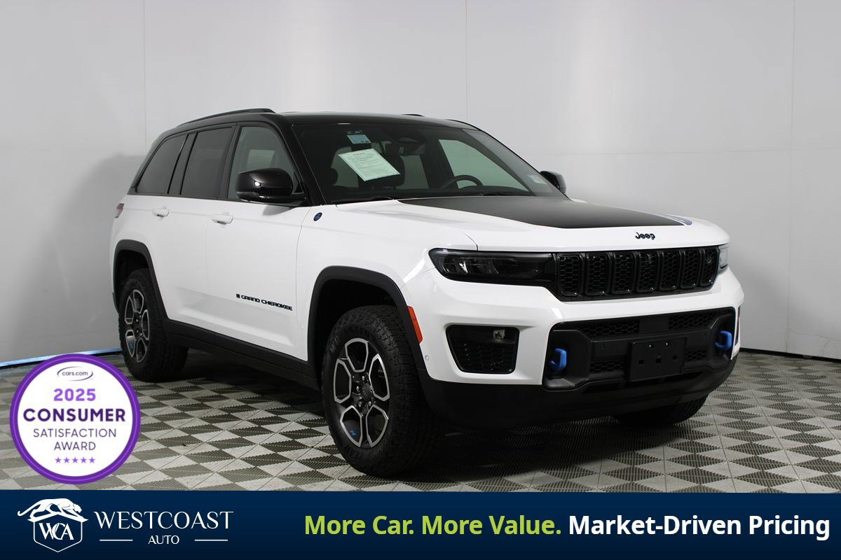Used 2023 Jeep Grand Cherokee Trailhawk w/ Advanced Protech Group II