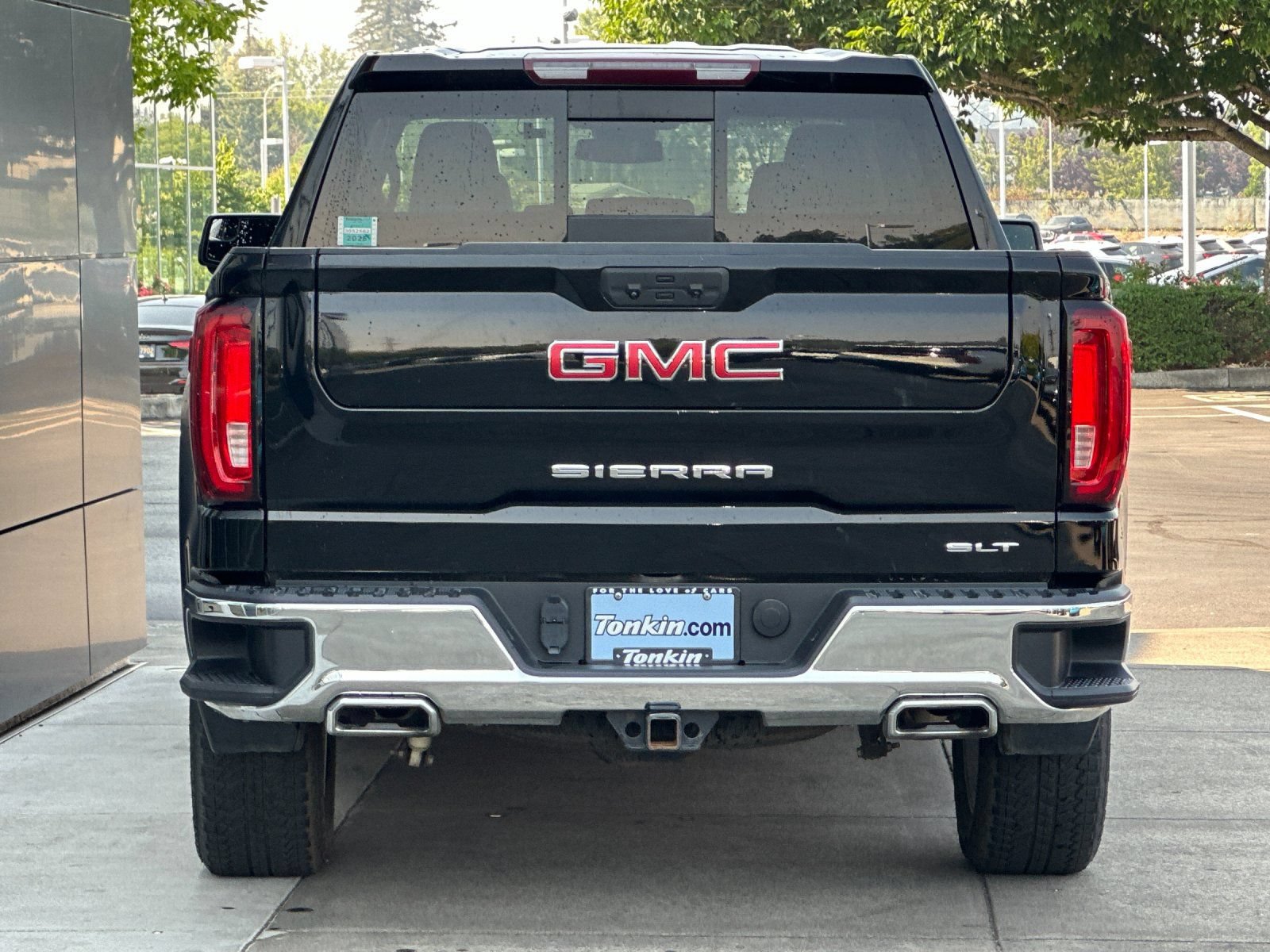 Used 2023 GMC Sierra 1500 SLT AWD/4WD image 4