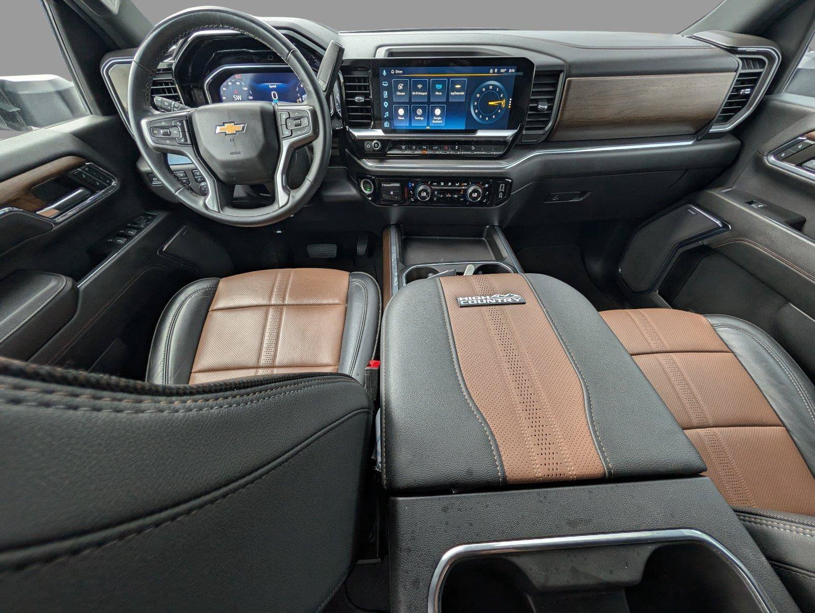 Used 2024 Chevrolet Silverado 2500 High Country AWD/4WD image 32