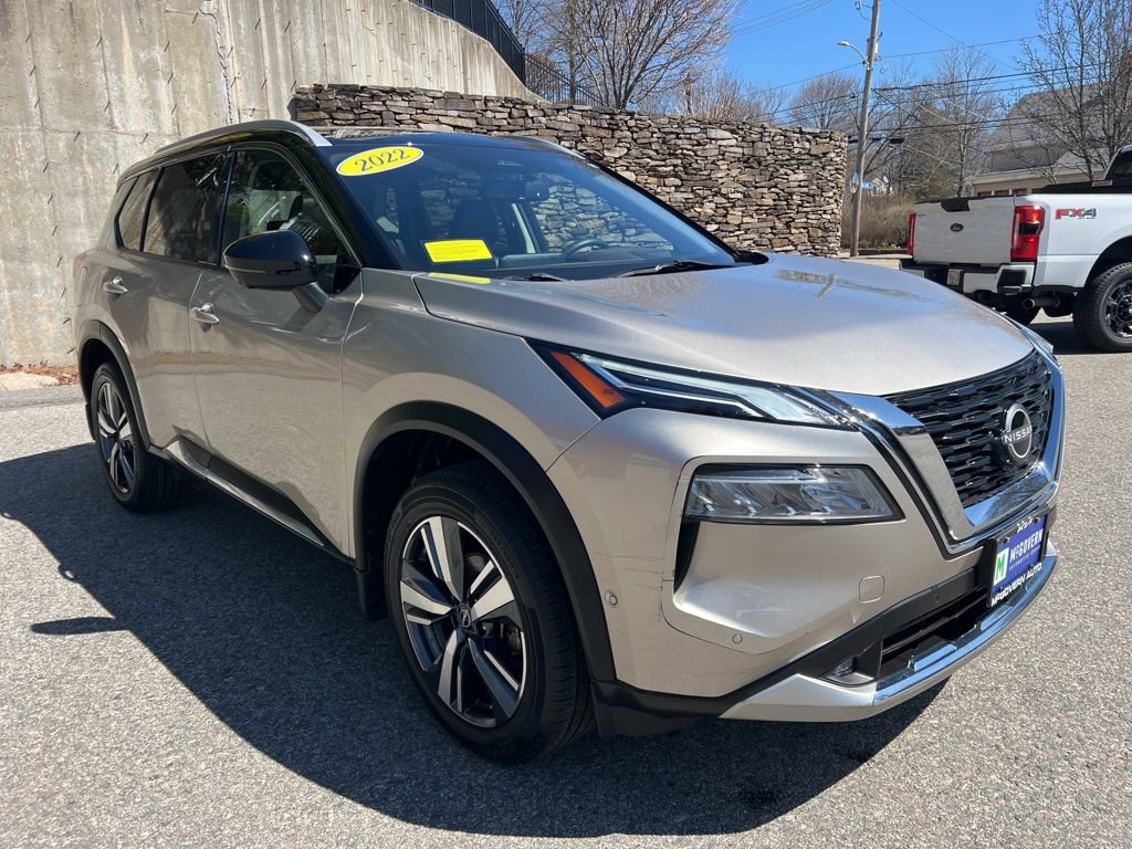 Used 2022 Nissan Rogue Platinum w/ Head-Up Display Package image 7