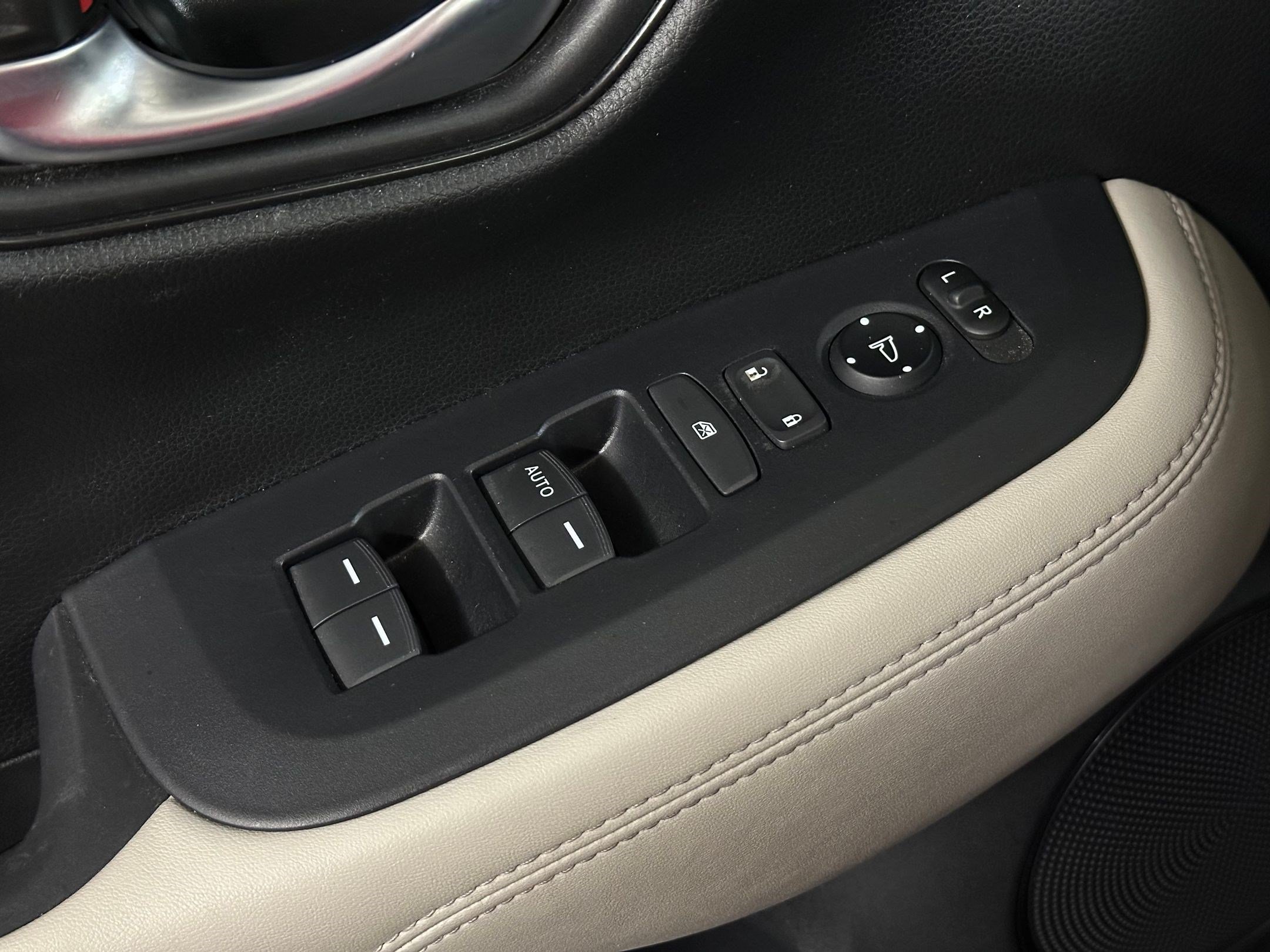 Certified 2024 Honda HR-V LX image 25